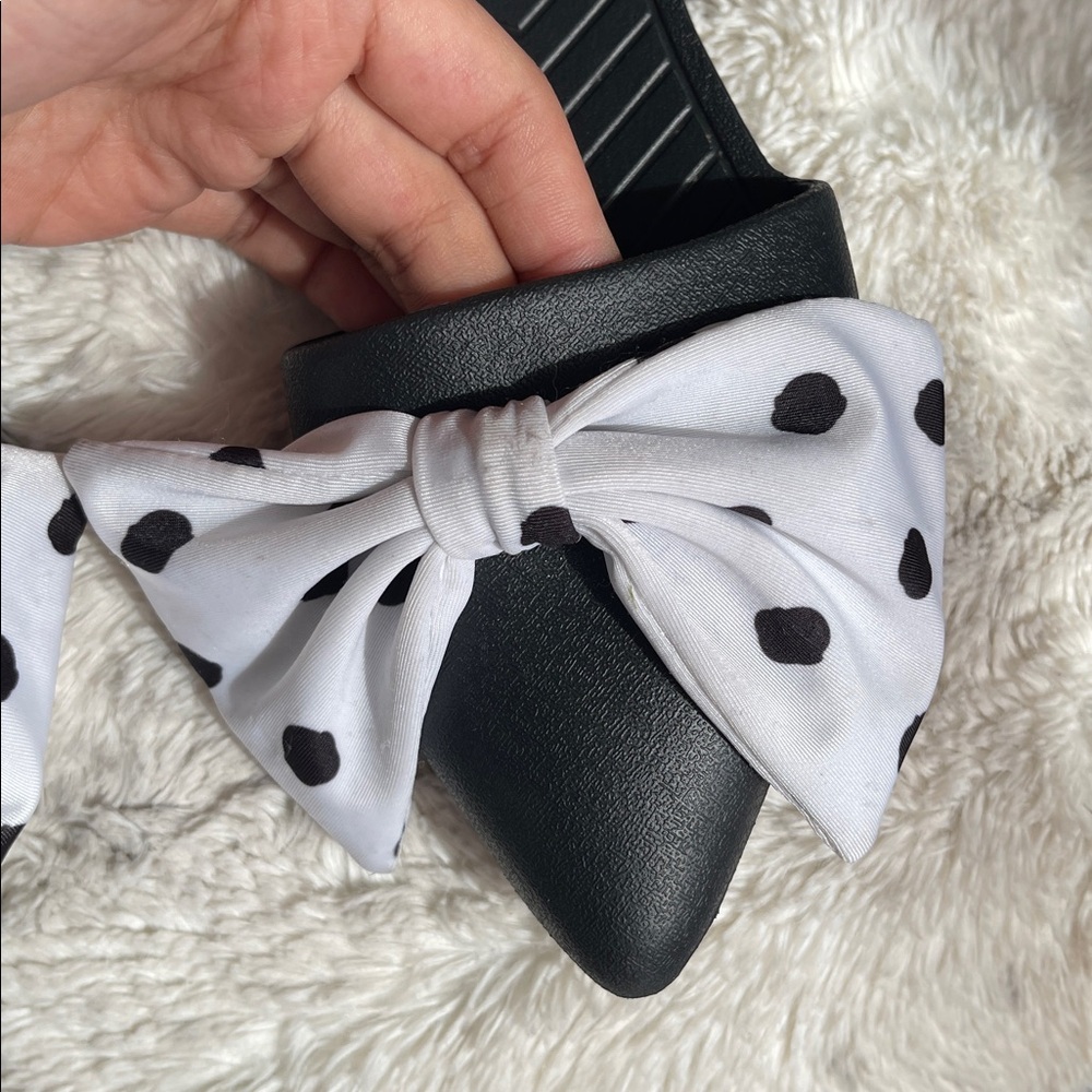 Native Beth Richards Audrey Polka Dot Bow Pointed Toe Flats🖤 - Picture 9 of 13